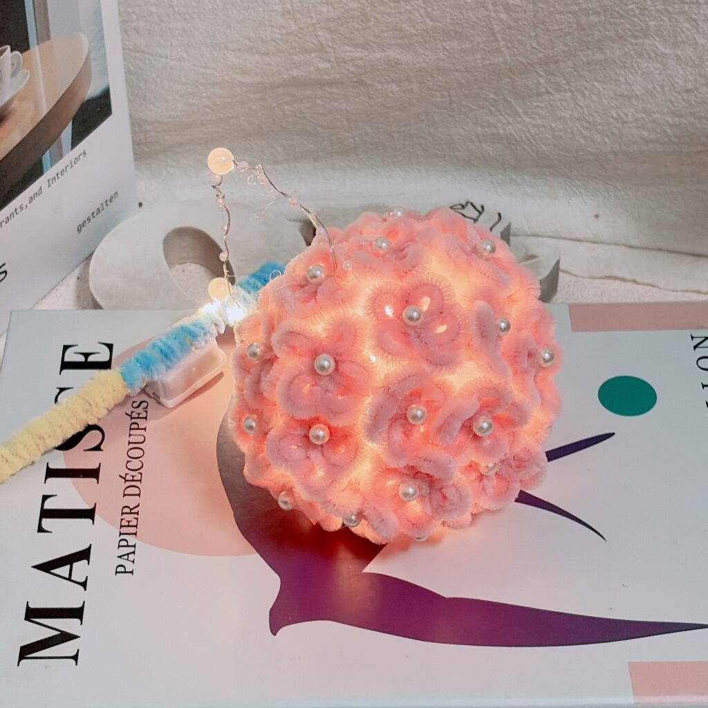 若有齊事 藝術輔療 藝術創伴 創伴師 毛根手作 台南手作教室 台南捏塑教室 台南畫室 何若齊 用雙手創造奇蹟